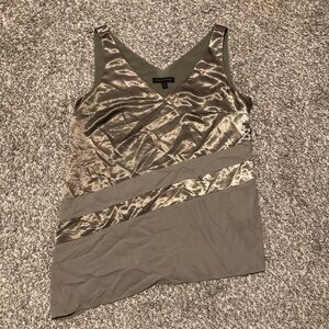 Banana Republic Asymmetrical Hem Top Tuscany Green